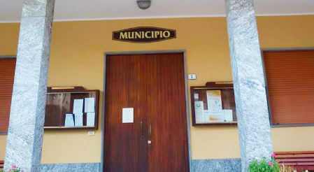 municipio montecrestese porta