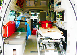 b ambulanza interno dietro