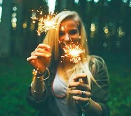 corta fuochi ragazza scintille
