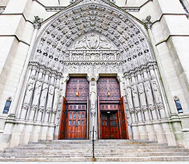 corta porta cattedrale