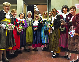 corta gruppo folk domo